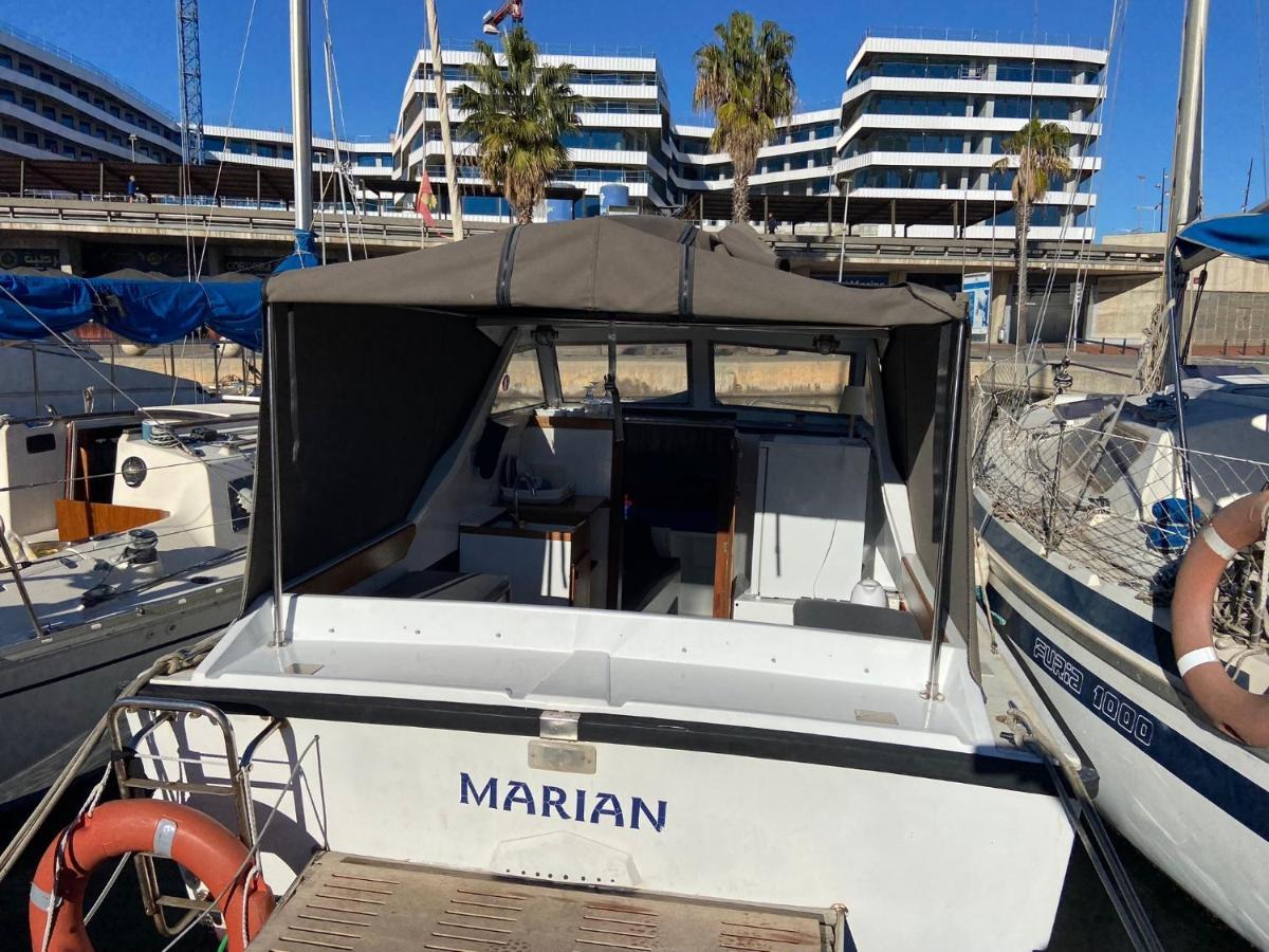 Nice Boat To Sleep In Barcelona Sant Adria de Besos Exterior foto